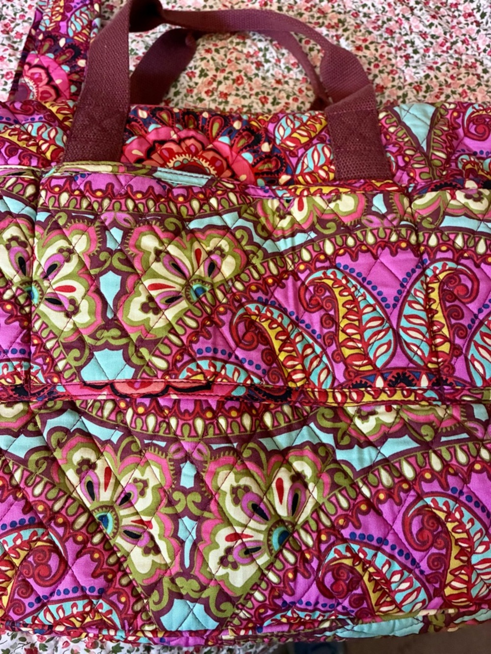 Vera Bradley Pink & Burgundy Paisley Quilted Travel Duffel - Picture 4 of 9